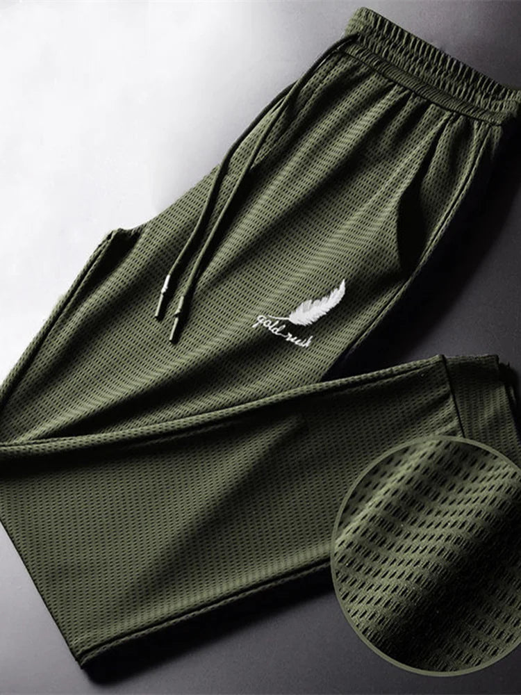 Men's trendy track pants
بنطلون رياضي رجالي عصري