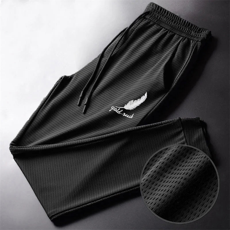 Men's trendy track pants
بنطلون رياضي رجالي عصري