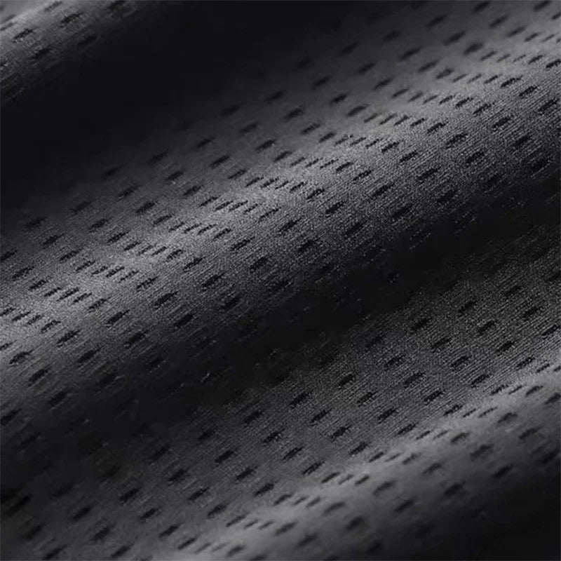 Men's trendy track pants
بنطلون رياضي رجالي عصري