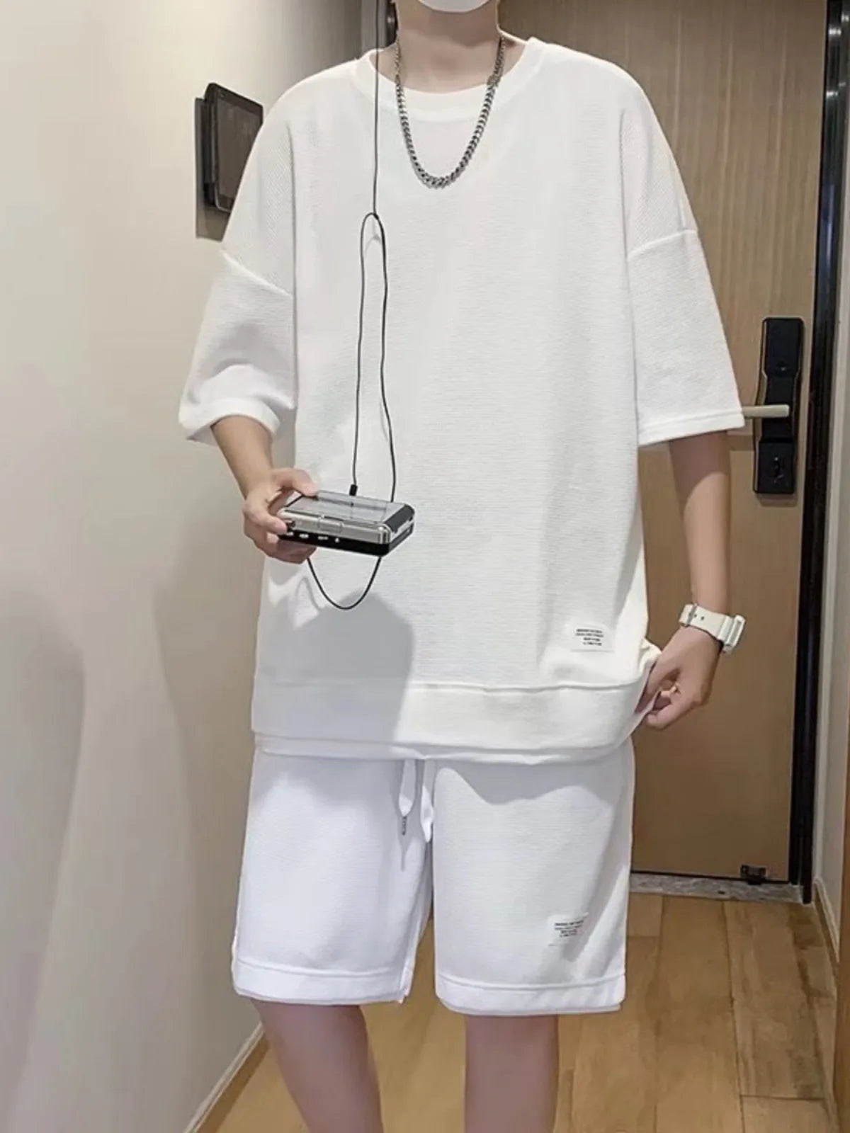 New men's summer sports set, T-shirt and shorts,