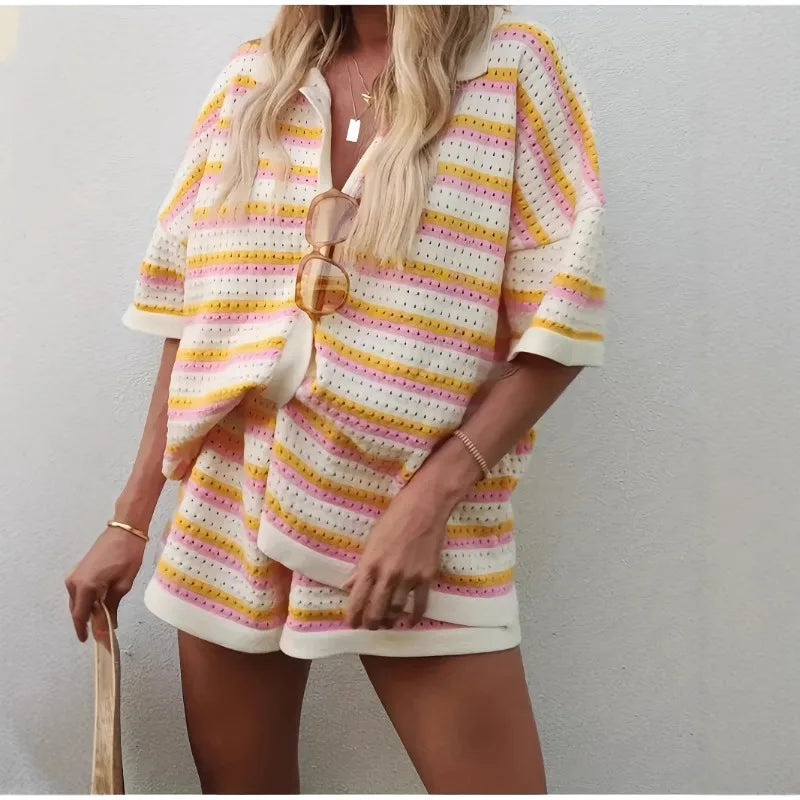 Women's summer two-piece set:
طقم صيفي نسائي  مكون من قطعتين: