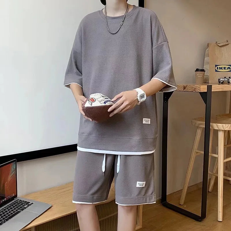 New men's summer sports set, T-shirt and shorts,