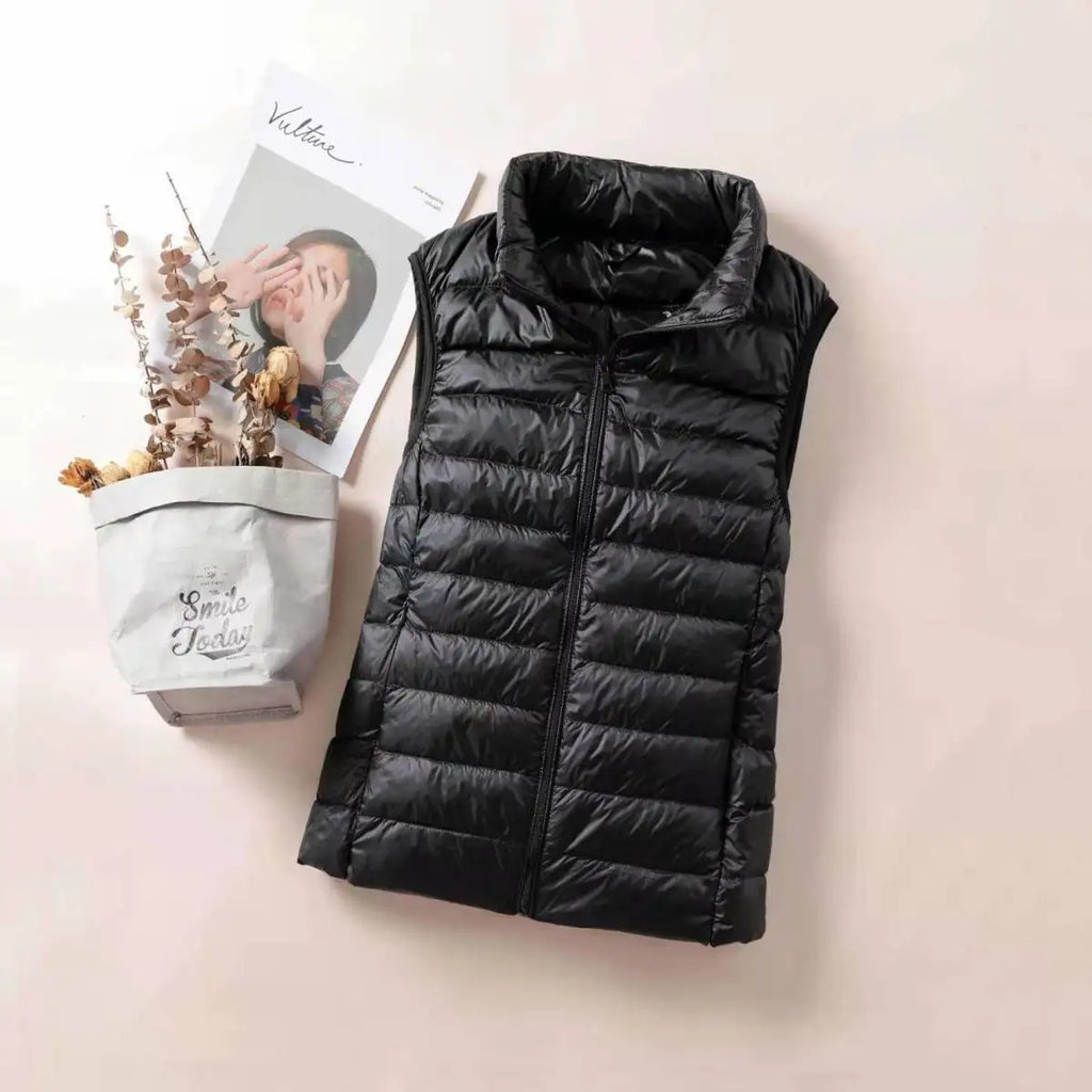 Women's ultra-lightweight sleeveless jackets,