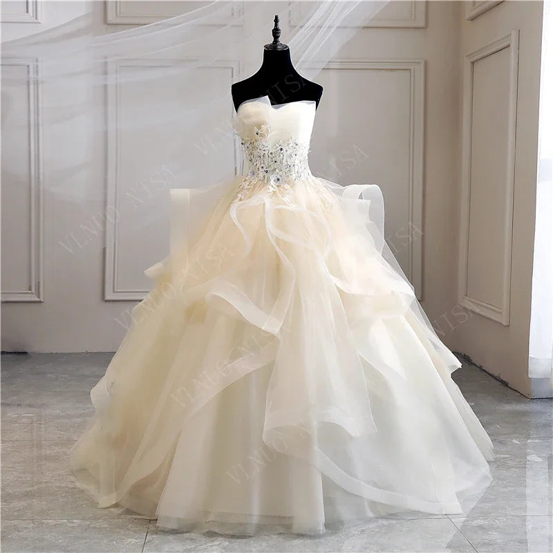 Luxurious lace quinceañera dress
