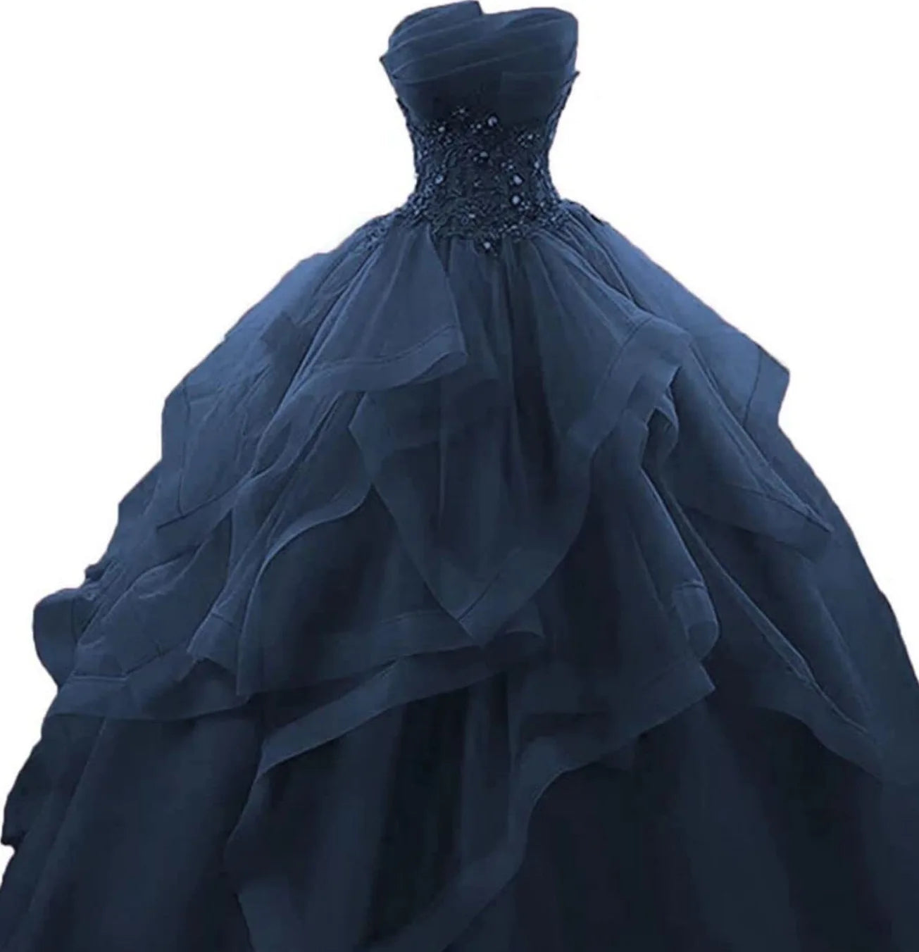 Luxurious lace quinceañera dress