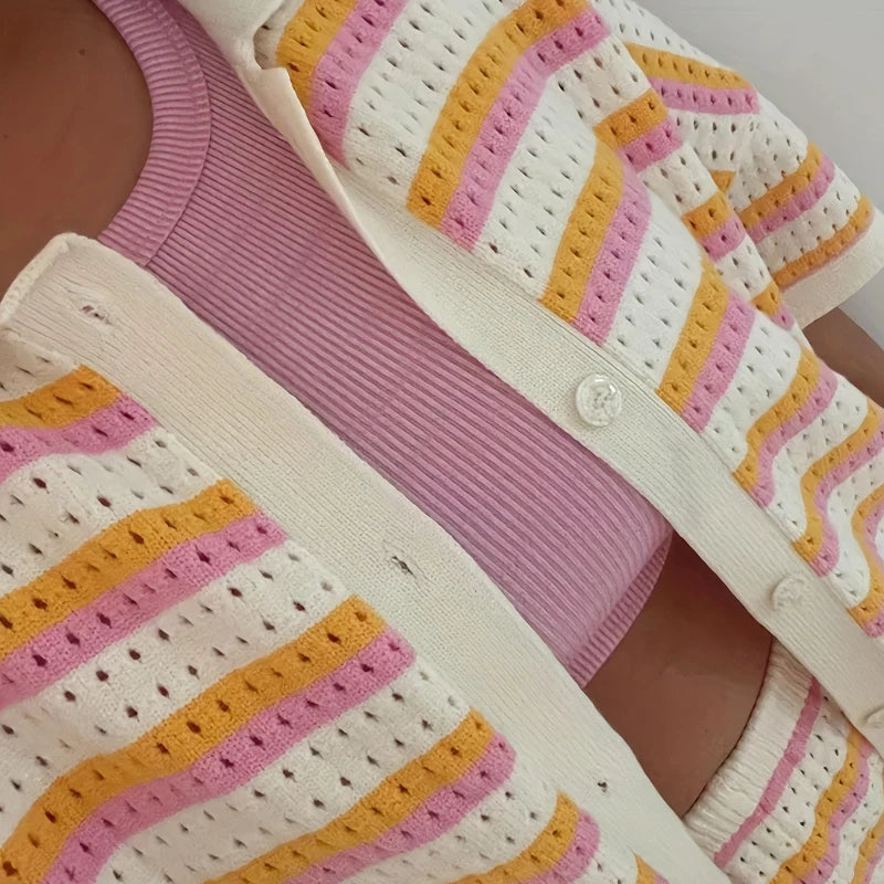 Women's summer two-piece set:
طقم صيفي نسائي  مكون من قطعتين: