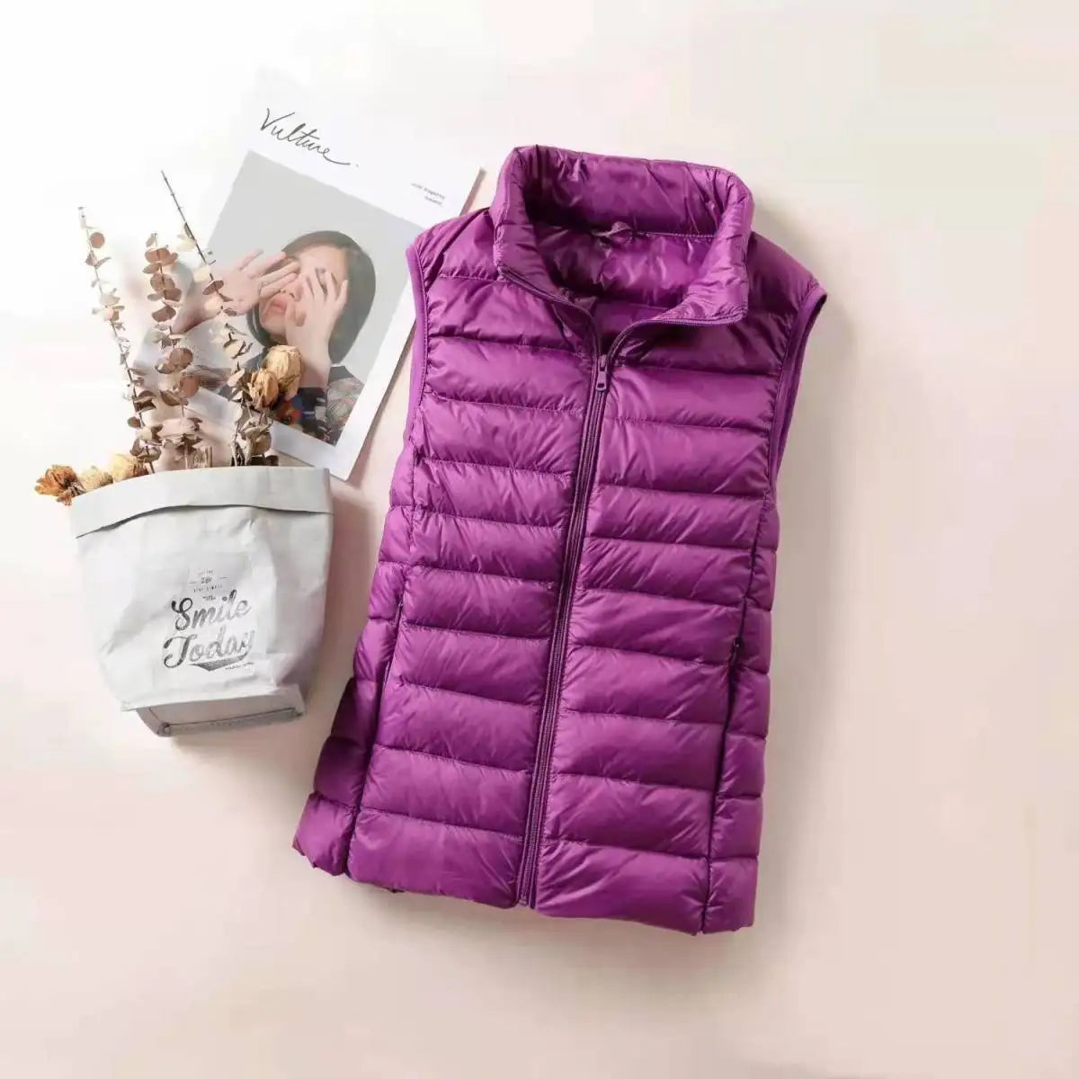 Women's ultra-lightweight sleeveless jackets,